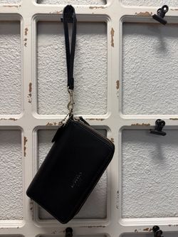 Coach Black Leather Zip Wristlet