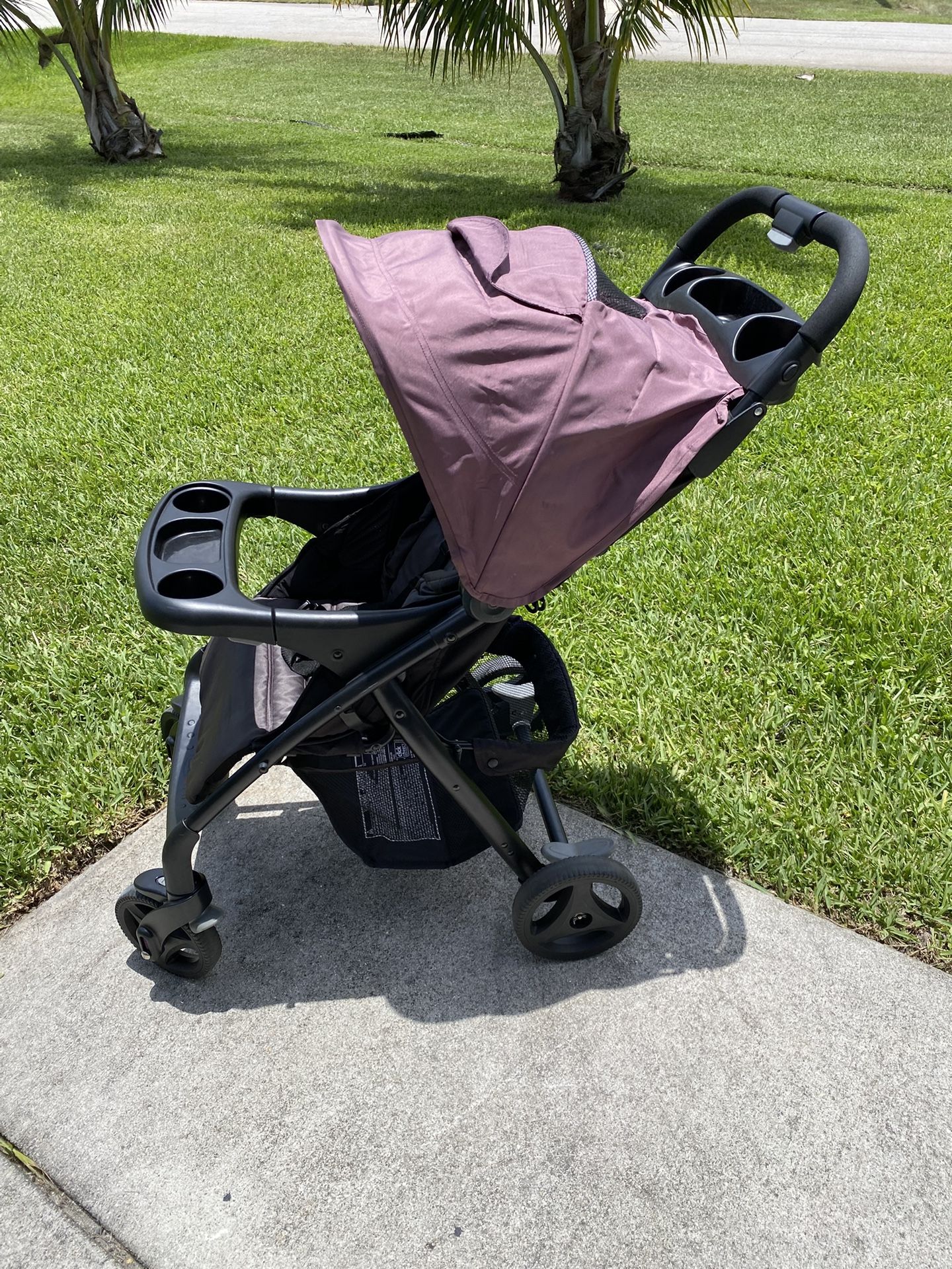 BABY STROLLER