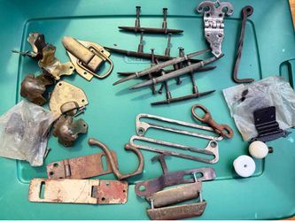 Vintage Hardware Lot – Barn Hinges, Pulley, Drawer Pulls