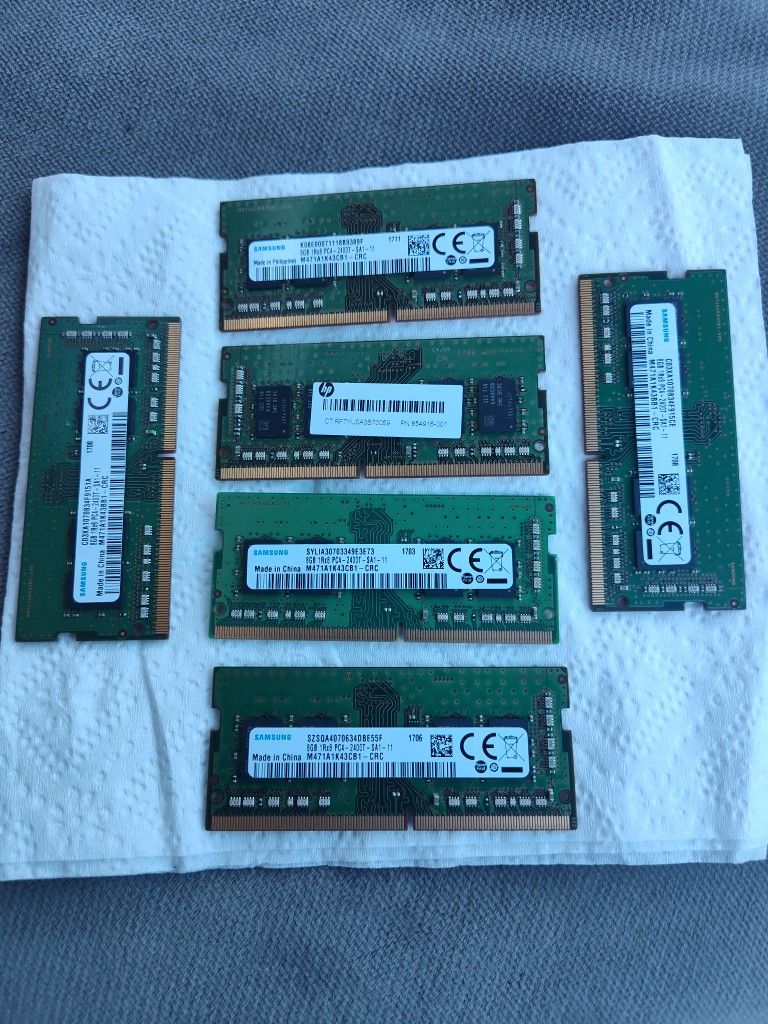 Vendo: Memoria DDR4 8 GB