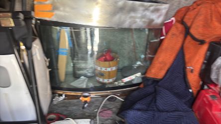 Fish tank with no stand