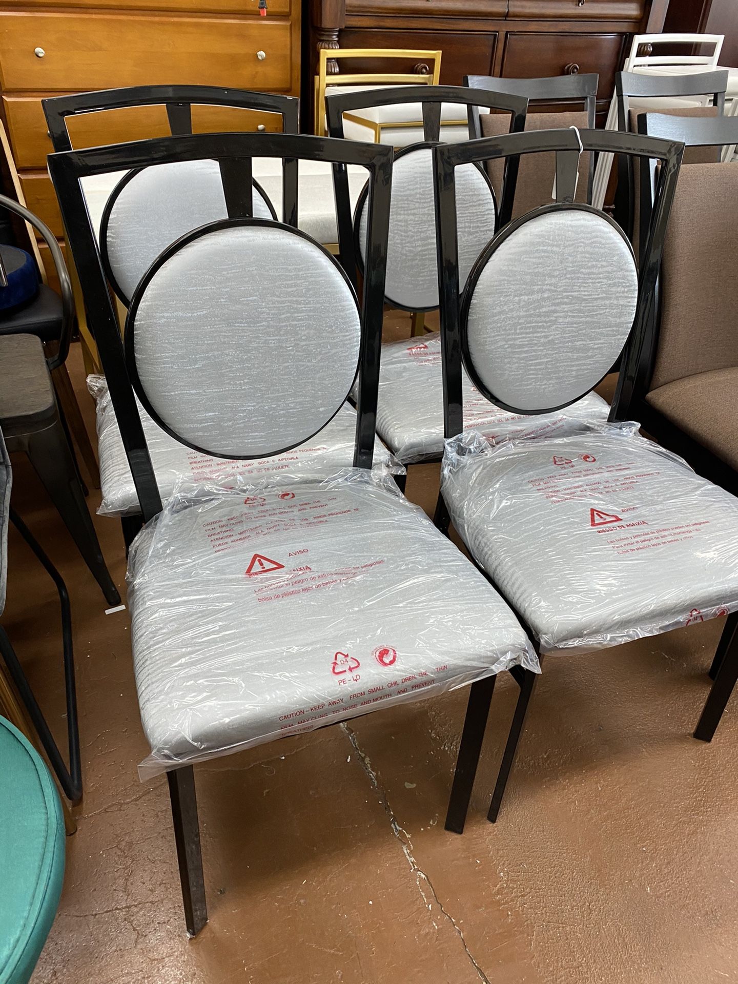 Dining chairs set of 4