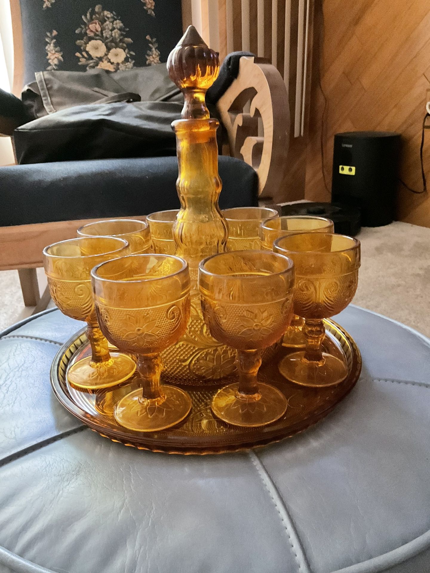 Tiara Cordial Set