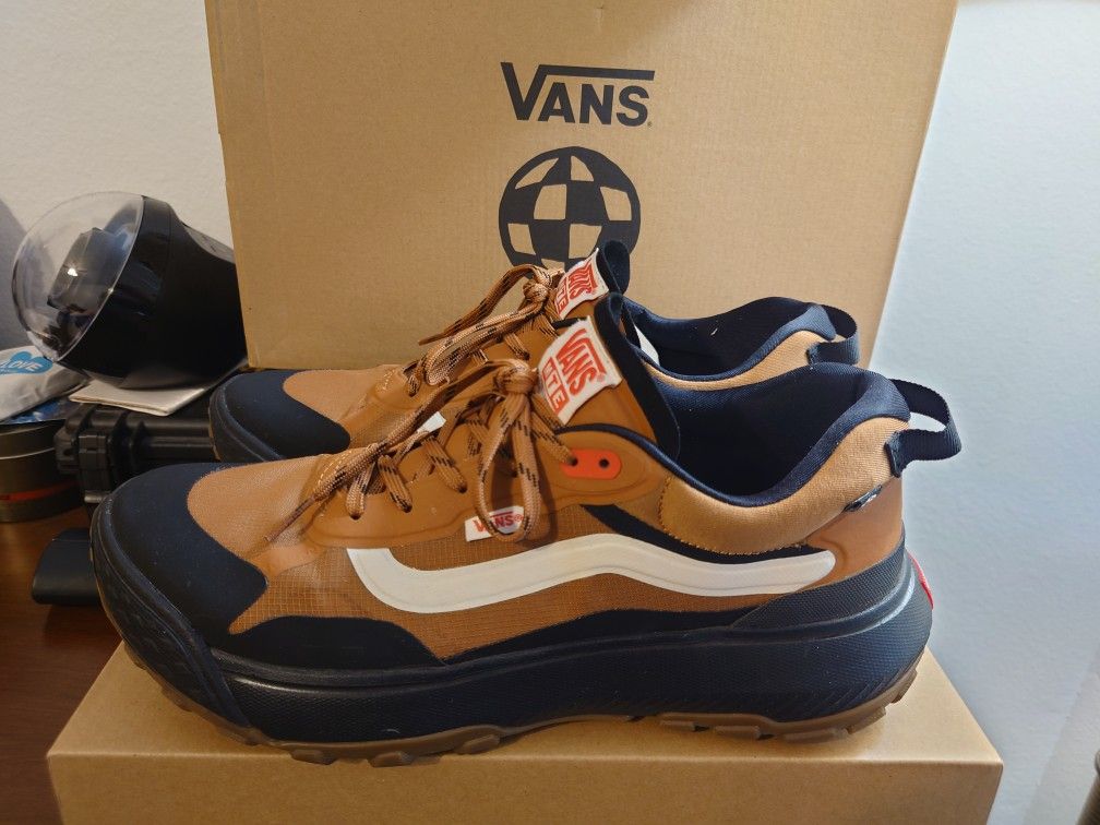 Vans Crosspath Size 10.5