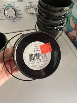 10 Black Pails