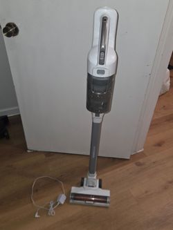 BLACK+DECKER POWERSERIES+ Cordless Stick Vacuum Cleaner + Charger