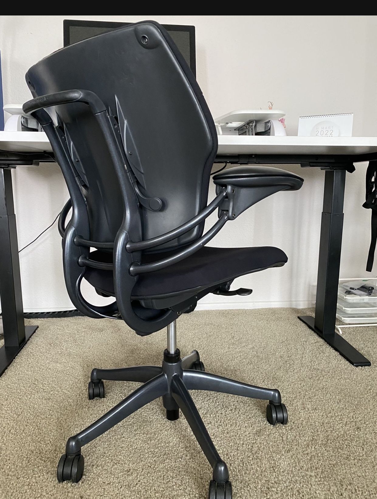 Humanscale Freedom Fully Adjustable Model with Gel Seat&back