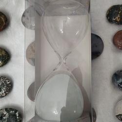 30-Minute Hourglass 