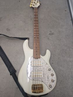 Electric guitar