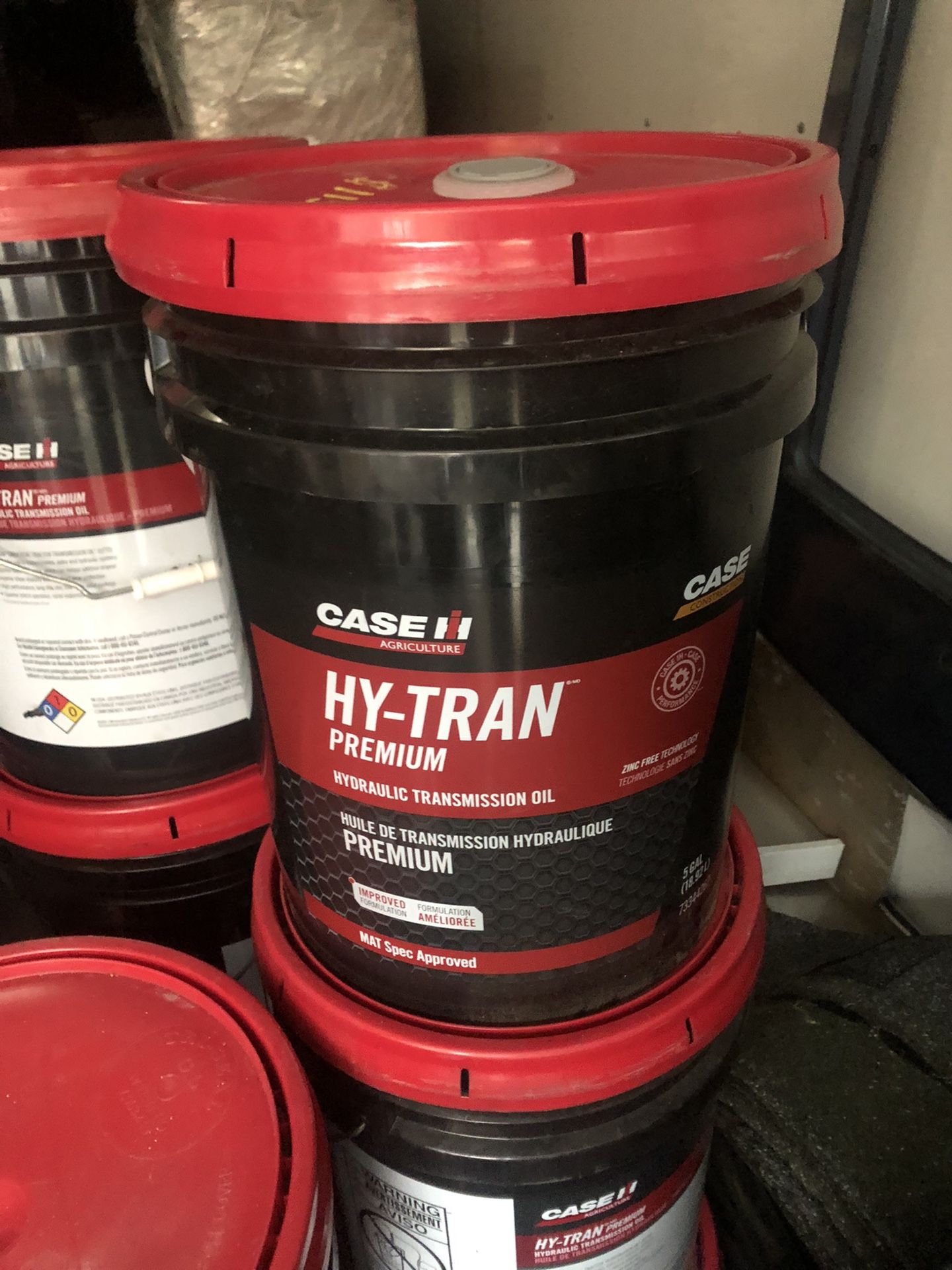 Hydraulic And Gear Oil