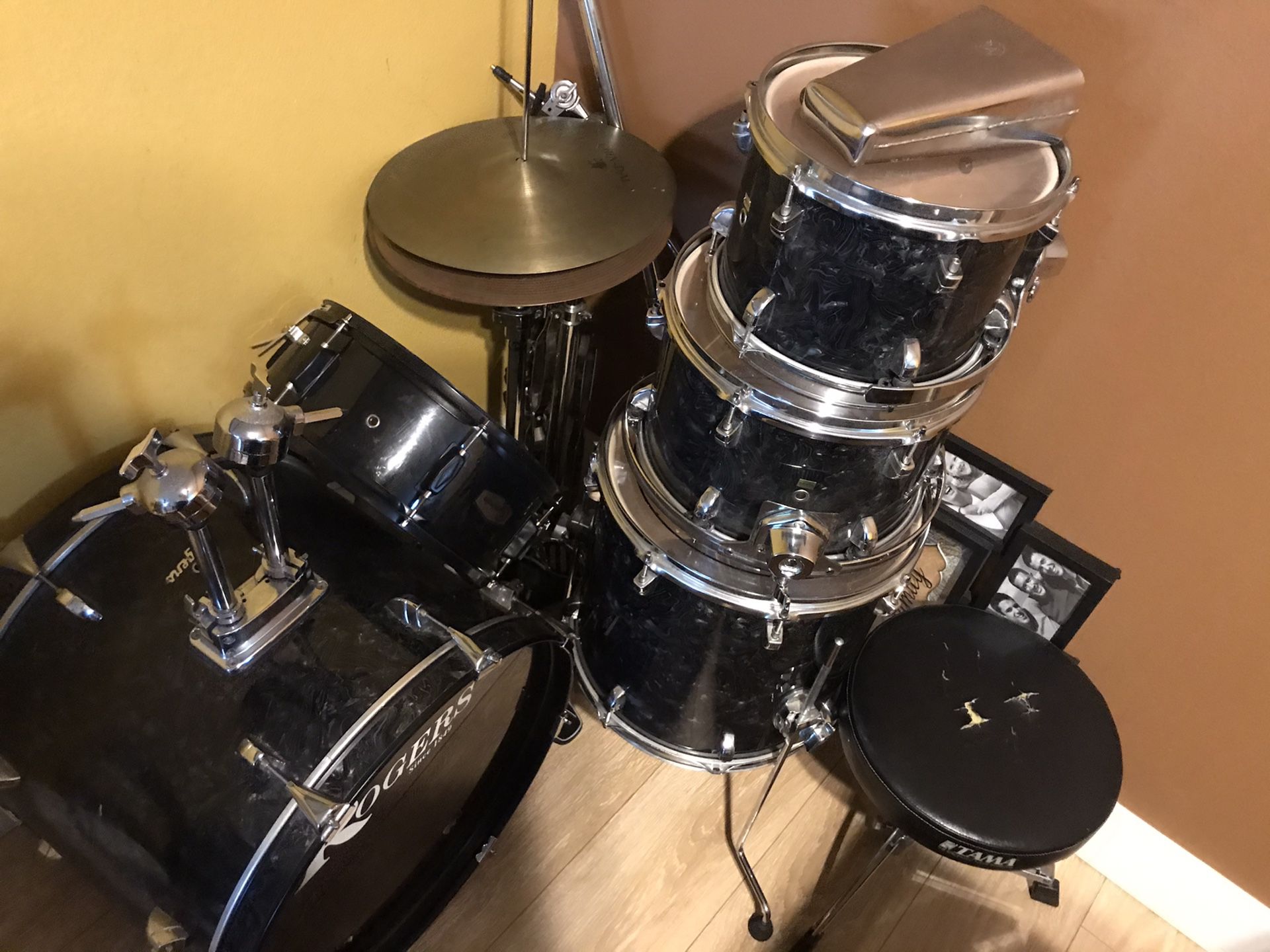 Drum set/ Batería Musical