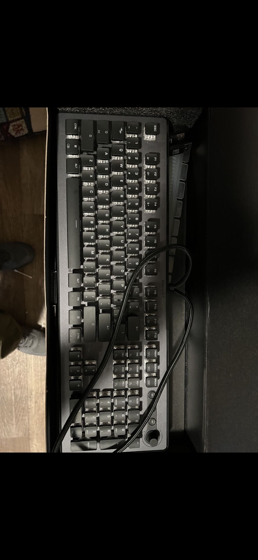 Roccat Key Board Rgb