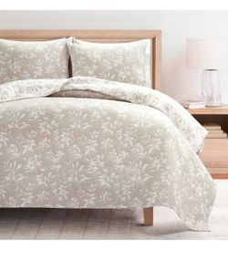 Lush Decor Floral Quilt Set King Size/Spring Decor