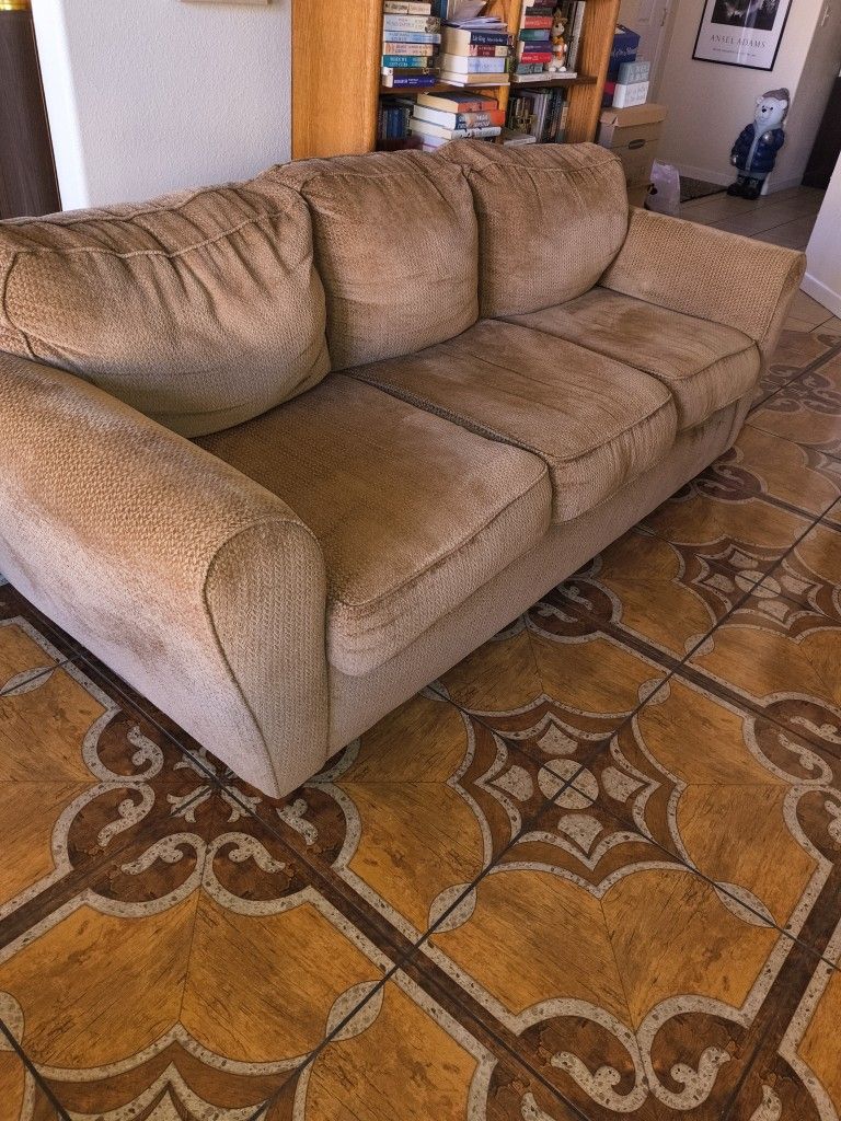 3 Person Full Couch (Gold Color) Used 
