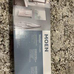 Moen Wellton Bathroom Set New