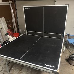 Ping Pong Table 