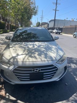Hyundai Elantra 2017