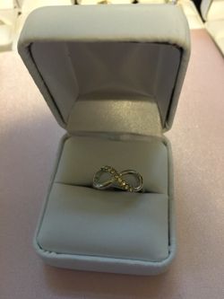 Silver Plated Infinity Ring Sz 6