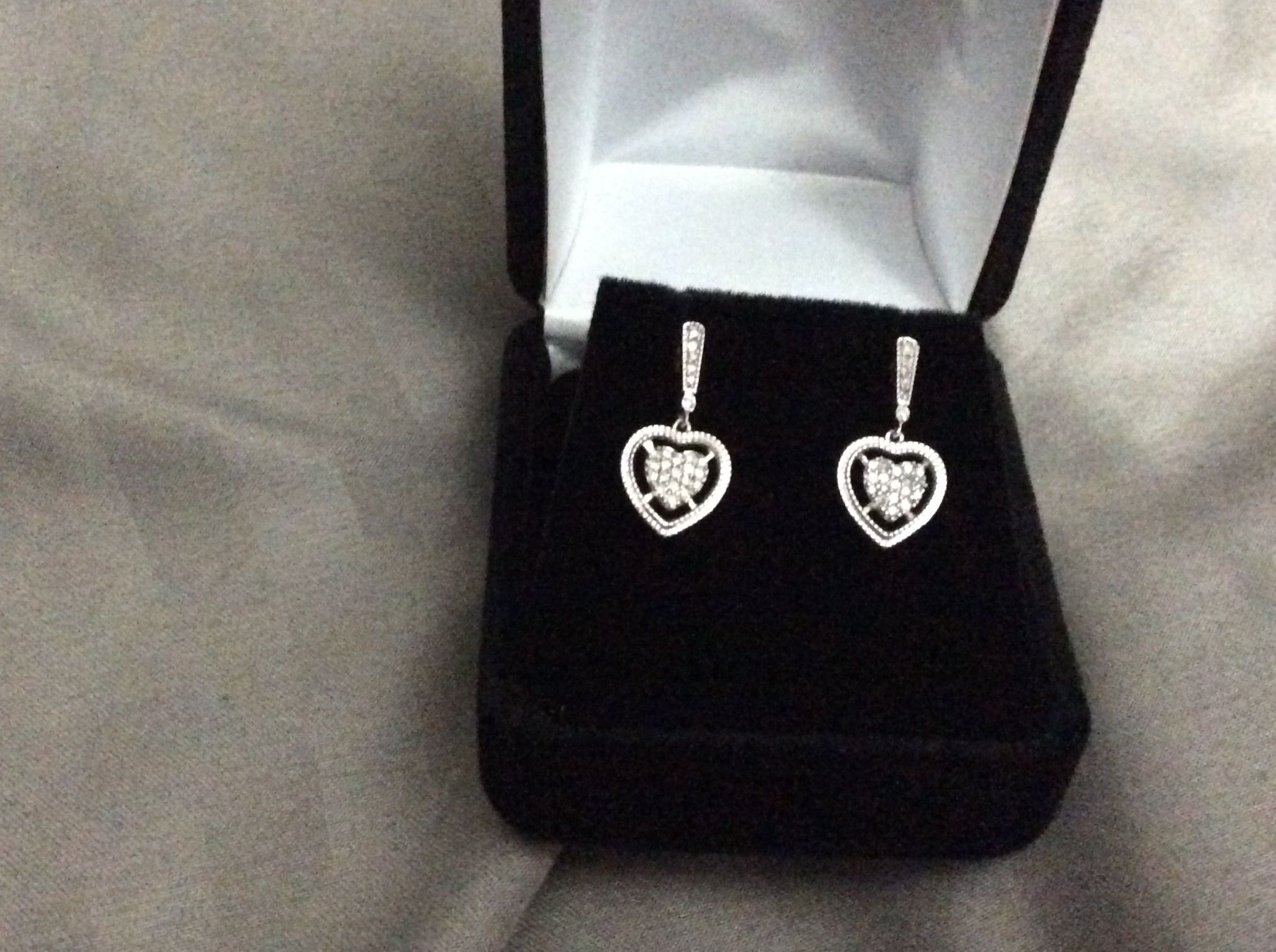 FOR SALE!!!Diamond Earrings 