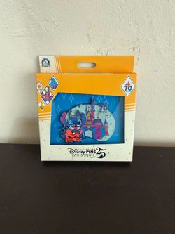 Disney parks Disneyland 70th anniversary stitch LE pin 3,000 Pcs
