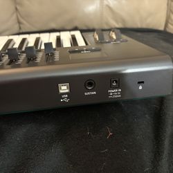 Novation Mk2 49