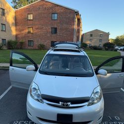 2008 Toyota Sienna
