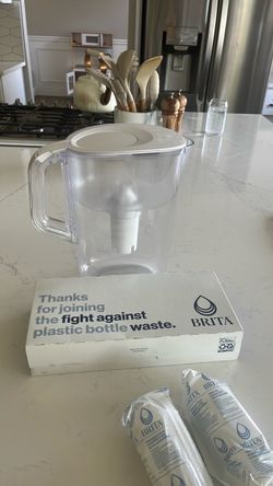 Brita water filter pitcher plus 7 replacement filter cartridges