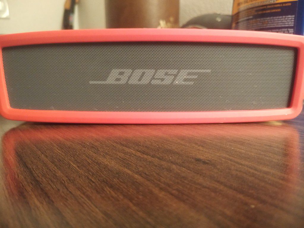 Bose SoundLink II With Silicon Protection