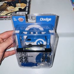 M2 Machines 1967 Dodge A100 Mopar Lift Kit (Limited 9,600 pcs)