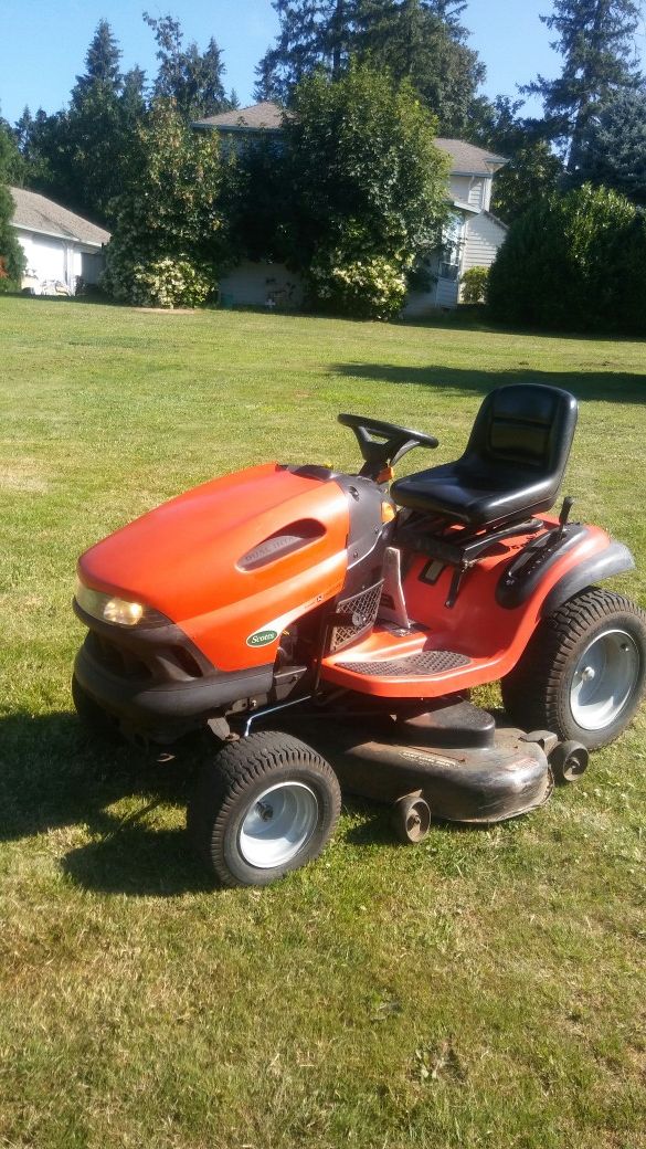 Nice scotts by john deere riding mower 20hp engine 48" deck