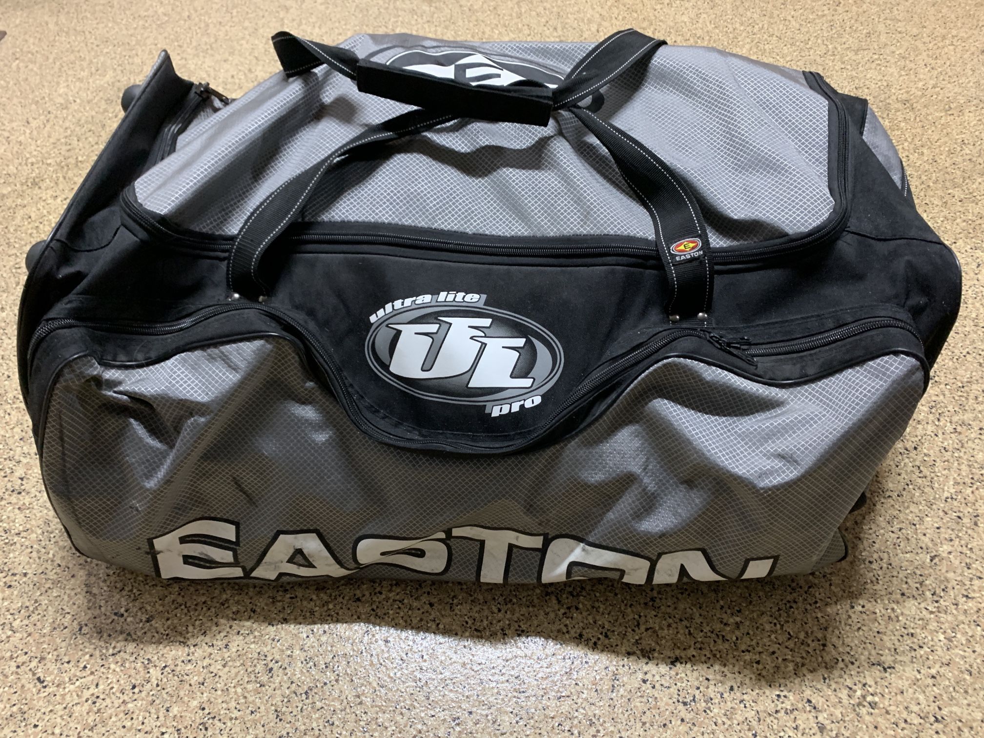 Men’s Hockey Equipment (Full Set)