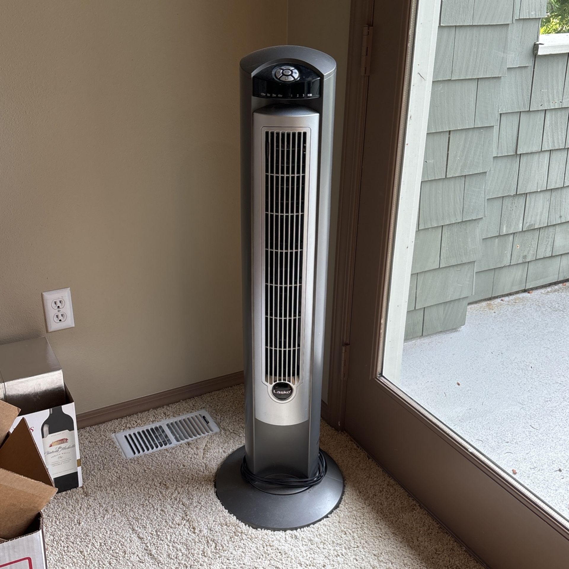 Lasko Oscillating Tower Fan