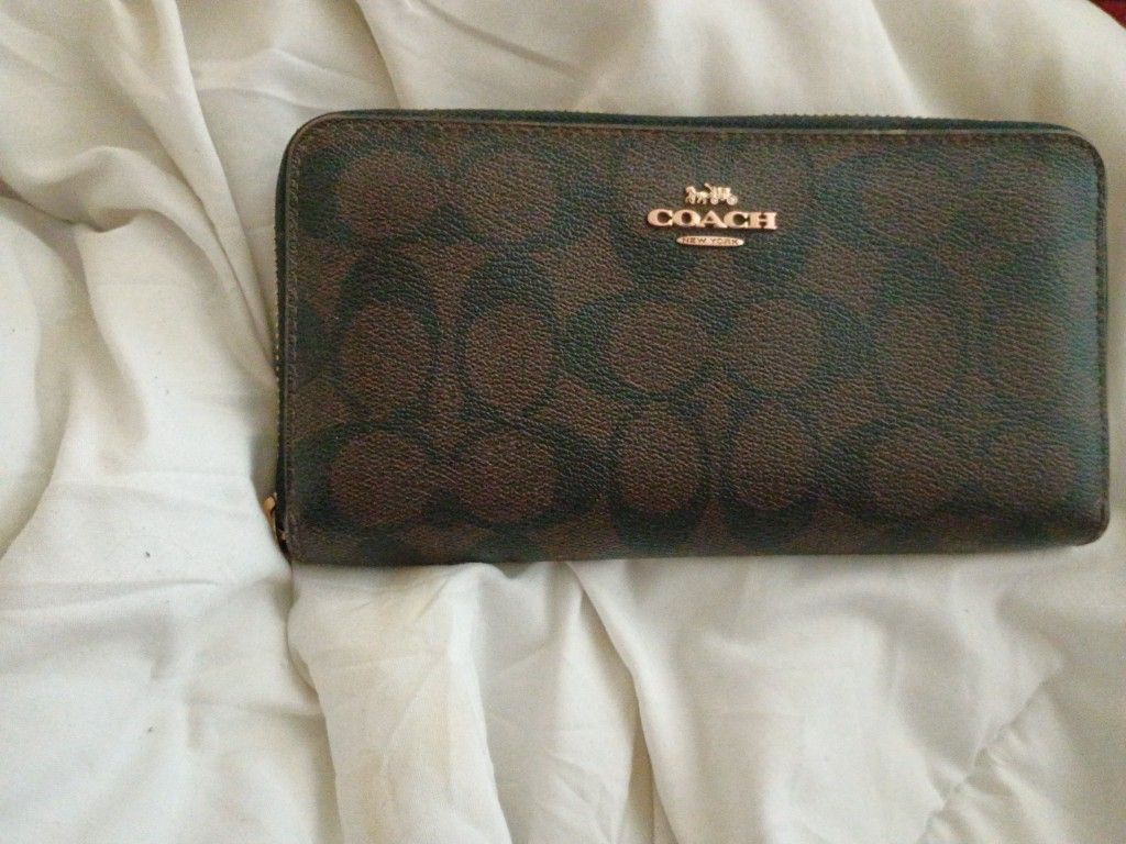 Coach wallet & True Religion Crossbody