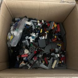 9lbs Of Bulk Lego 
