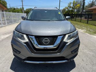 2017   Nissan rogué sv