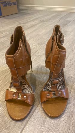 Gianni Bini heels 8.5