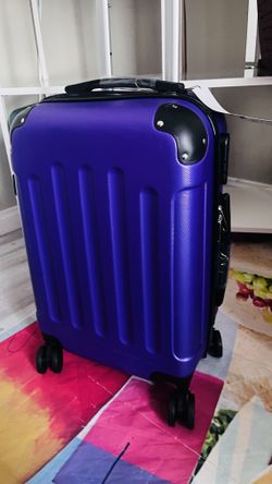 NEW 20” Purple Carry-On – $30 FIRM | Trusted Seller ⭐ 1,000+ Positive Reviews 📍 South Durango & 215 — near IKEA 🧳 Hardshell • Spinner wheels • Tele