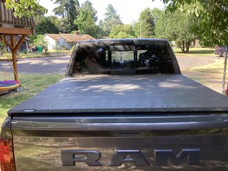 trifold truck bed Tonneau Cover