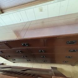 Queen Bedroom Set