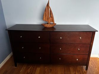 Dark Wood Walnut 6 Drawer Bedroom Dresser