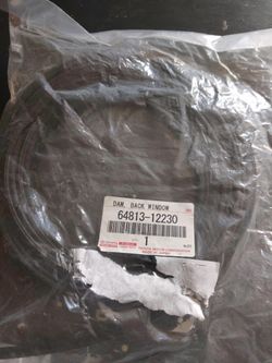 2014 - 2018 toyota Corolla back glass seal