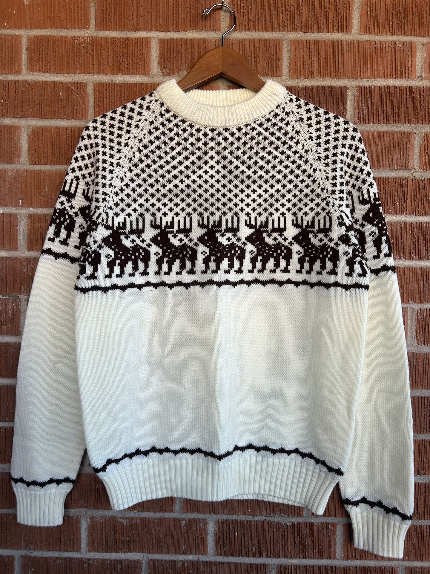 Vintage Christmas Reindeer Acrylic Knit Sweater Kingsport