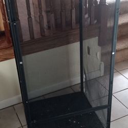 Reptile/ Chameleon Gage Enclosure 