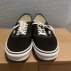 Mens vans store size 10.5