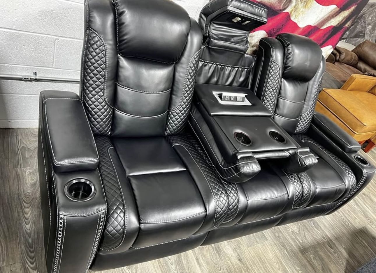 BLACK LEATHER RECLINER sofa 🖤🖤🖤 LED’s