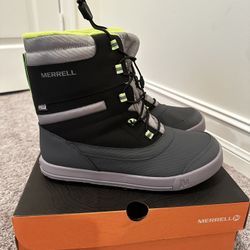 Temperature rated all the way down to -25° F, this insulated boot is the one to beat when it comes to keeping feet cozy and dry. Its waterproof status