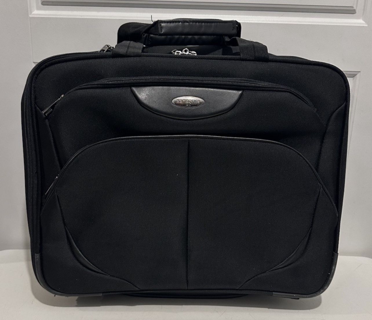Samsonite 1910 Rolling Tote