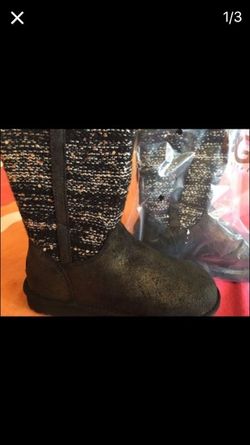 New ugg women size 5 /36