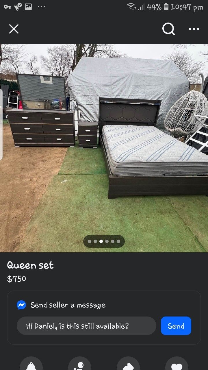Brand New Black Bedroom Set Are Available With Free Delivery And Cash On Delivery