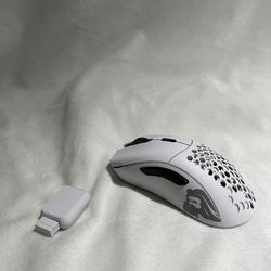 Glorious Wireless Mouse 